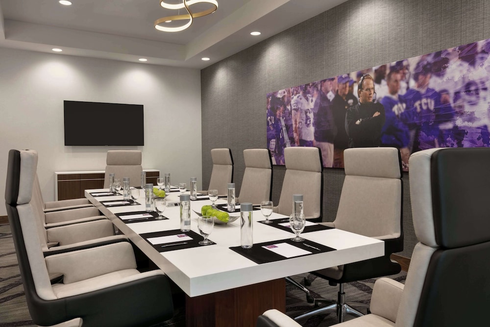 Hyatt Place Fort Worth/TCU 44/50