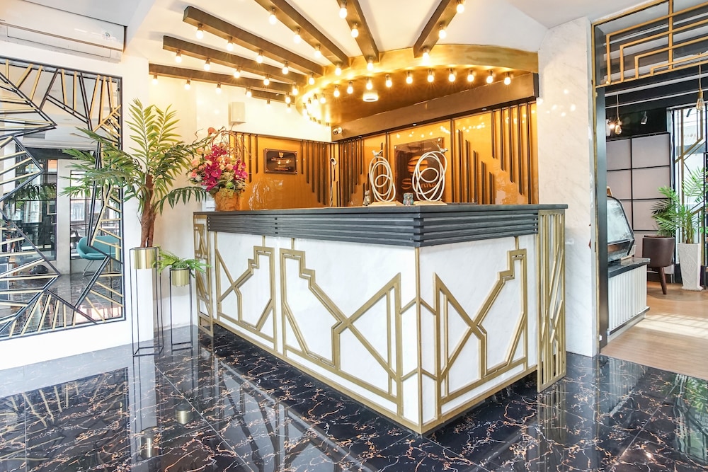 Hotel Sanrina Makassar 7/70