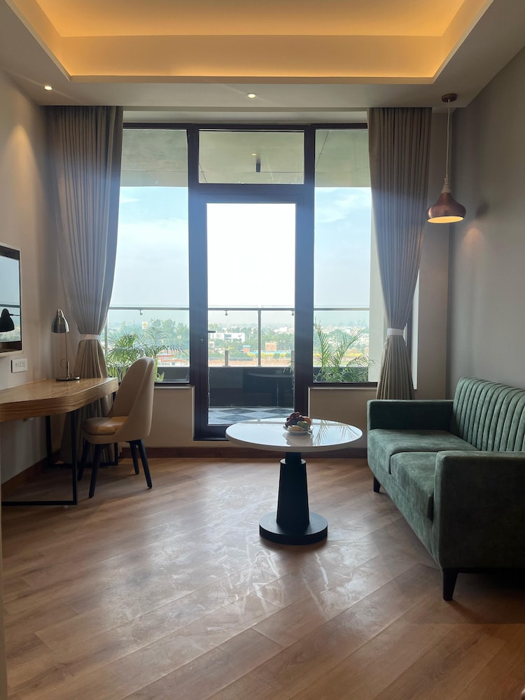 Ramada Encore by Wyndham Amritsar Airport 32/45