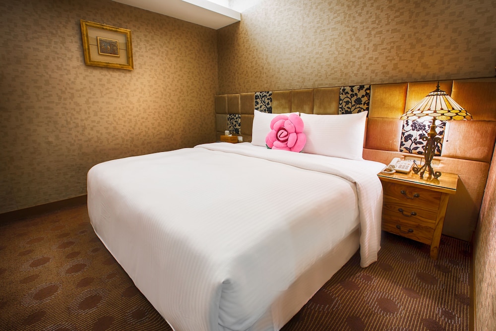 Cai She Hotel 13/48