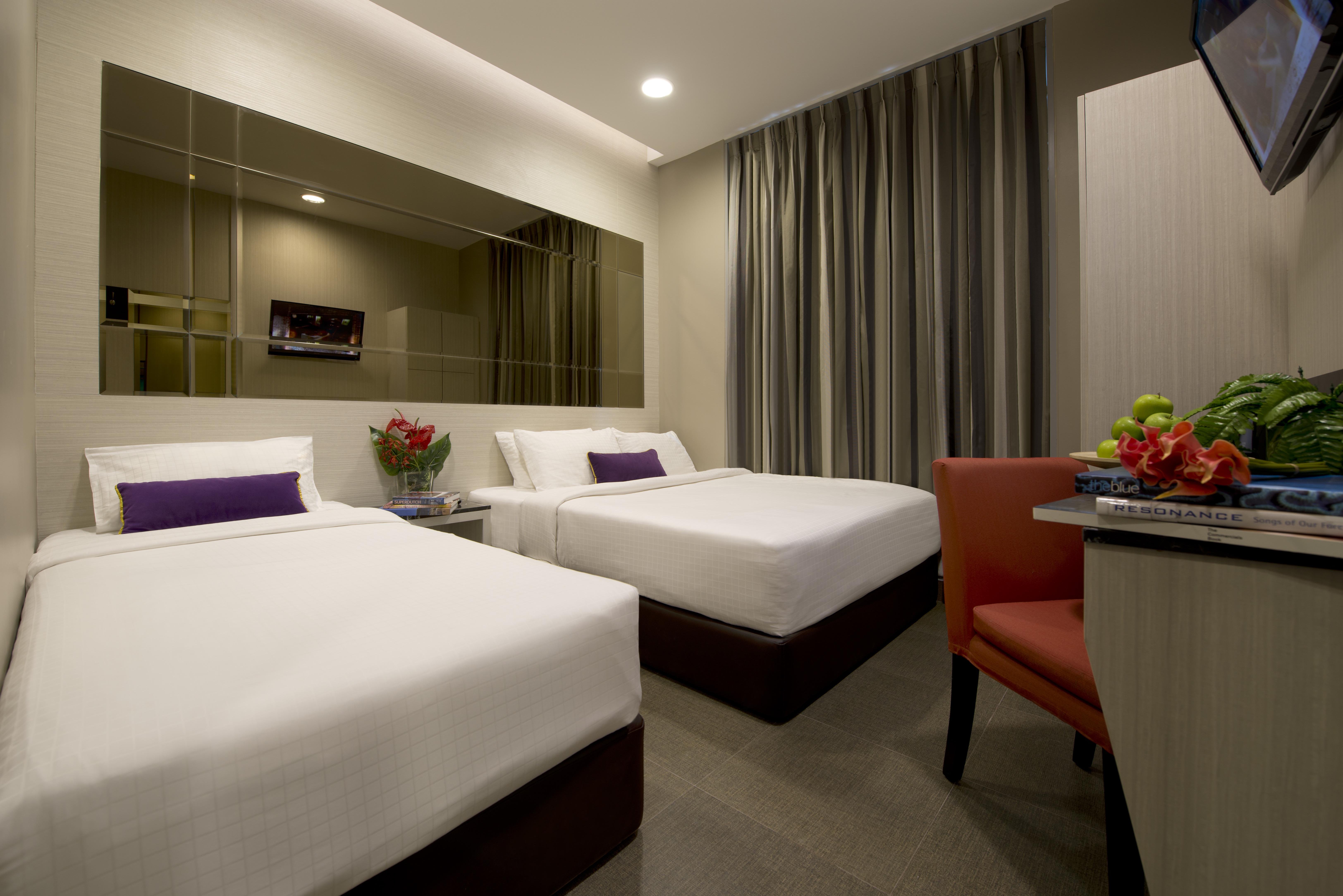 ROOM, TRIPLE