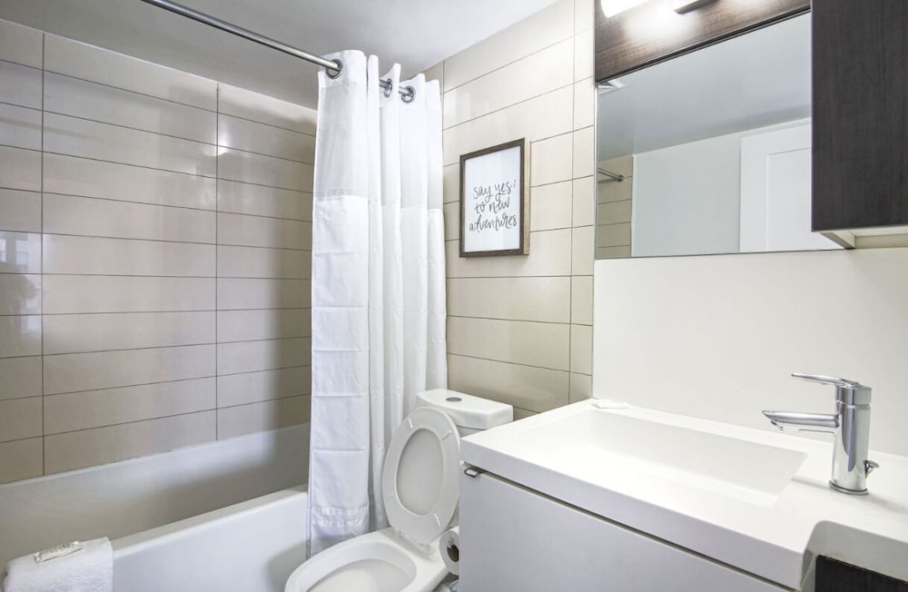 Life Suites Loft - Cn Tower 50/50