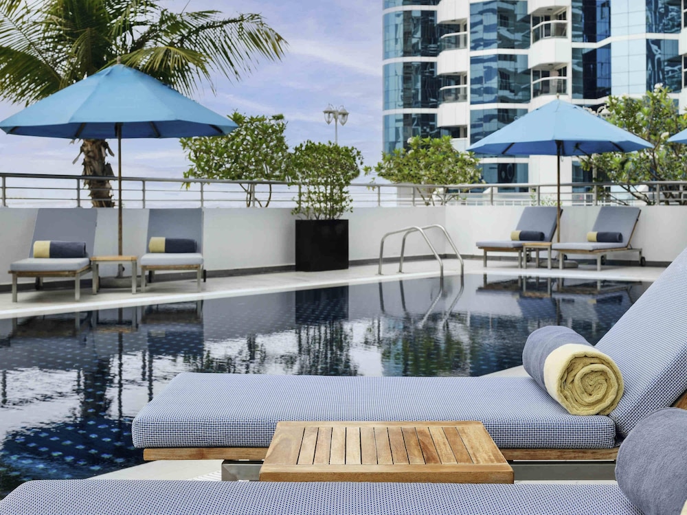Movenpick Jumeirah Lakes Towers in DUBAI