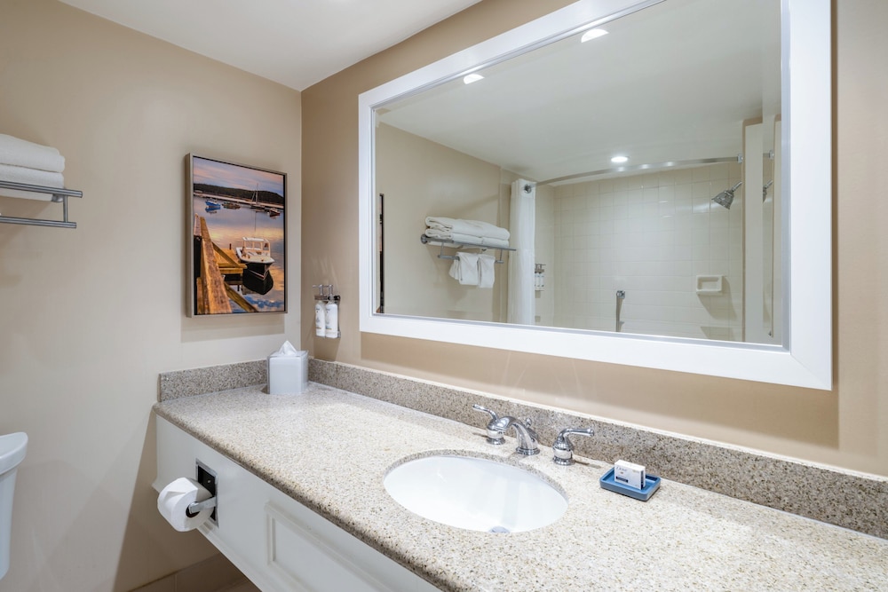 Holiday Inn Resort Bar Harbor Acadia Natl Park 48/50