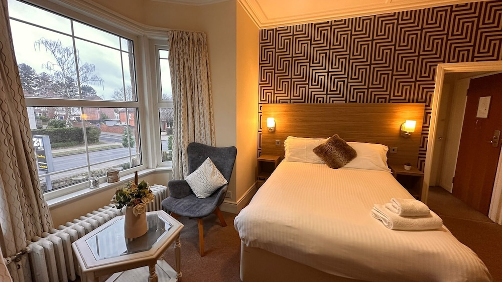 Pine Lodge Hotel & Restaurant Mansfield 9/48