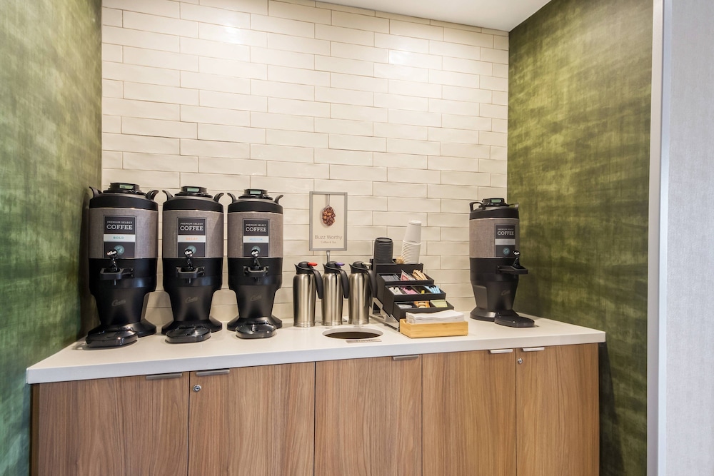 Fairfield Inn & Suites By Marriott Dallas Plano/Frisco 4/42