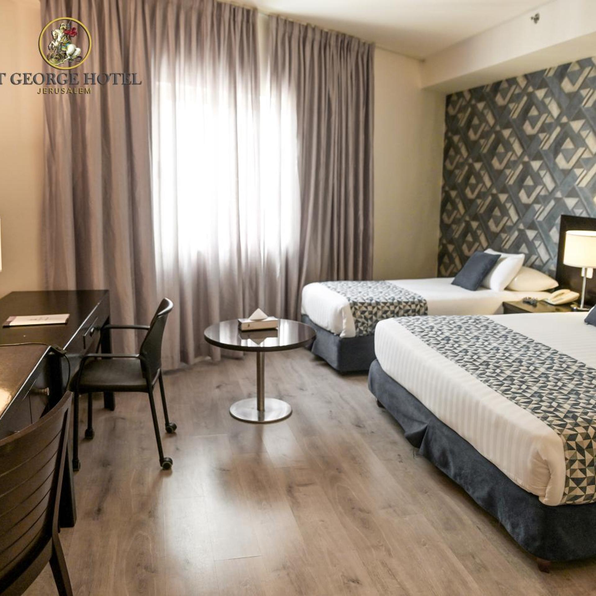 FAMILY, 1 DOUBLE AND 1 SINGLE BED