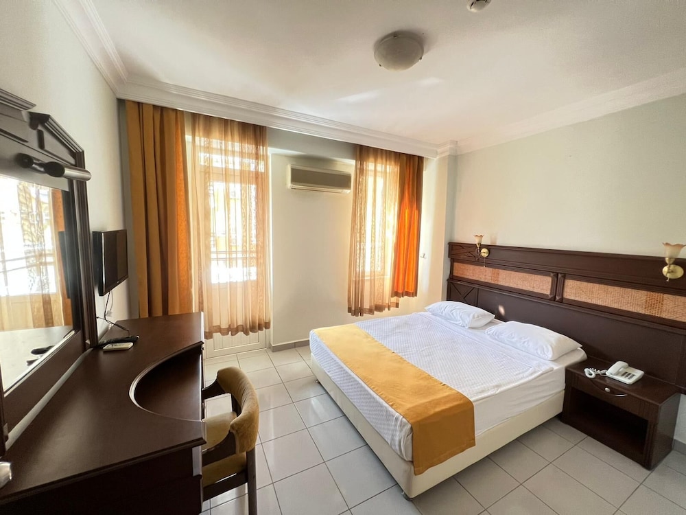 Kleopatra Ada Hotel 20/55