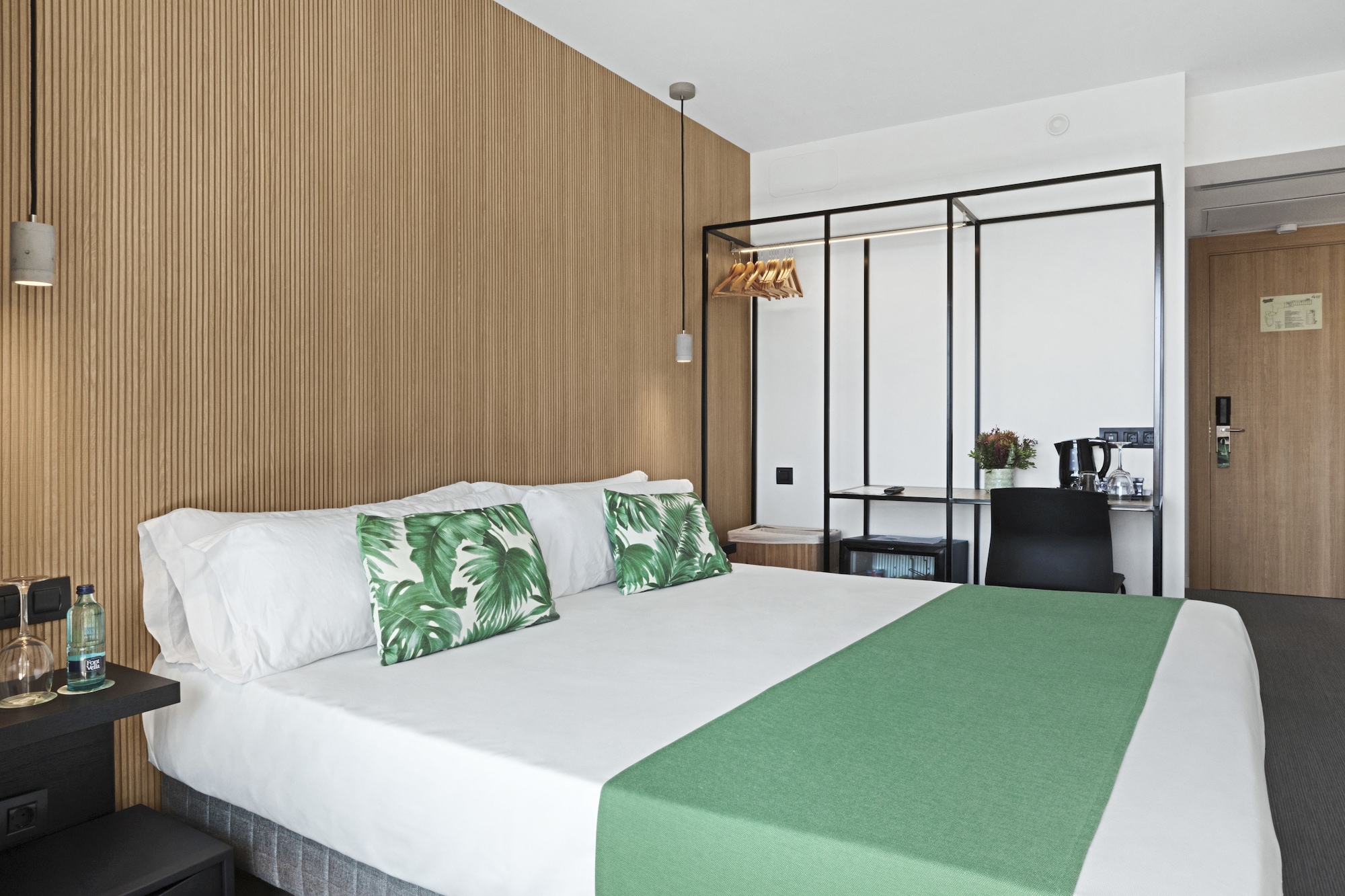 ROOM, SINGLE, DOUBLE BED, POOL VIEW