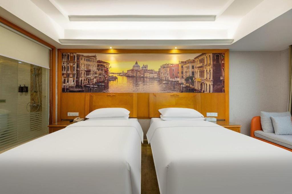 Vienna Hotel Guangzhou Luochongwei Passenger Station 15/43