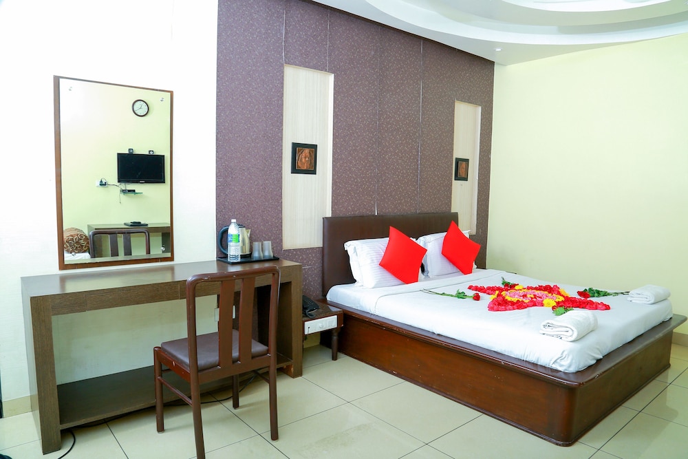 Hotel Abi Krishna 9/40