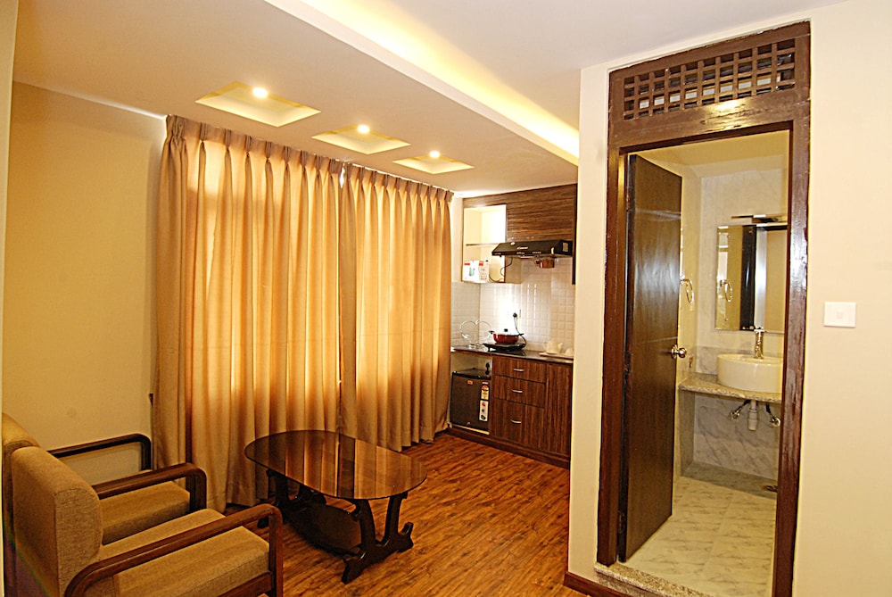 Kathmandu Grand Hotel 36/48