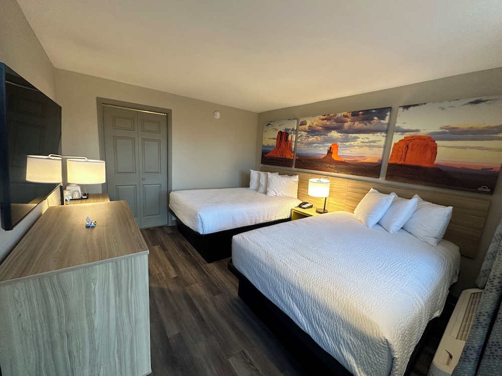 Days Inn by Wyndham Farmington NM 35/59