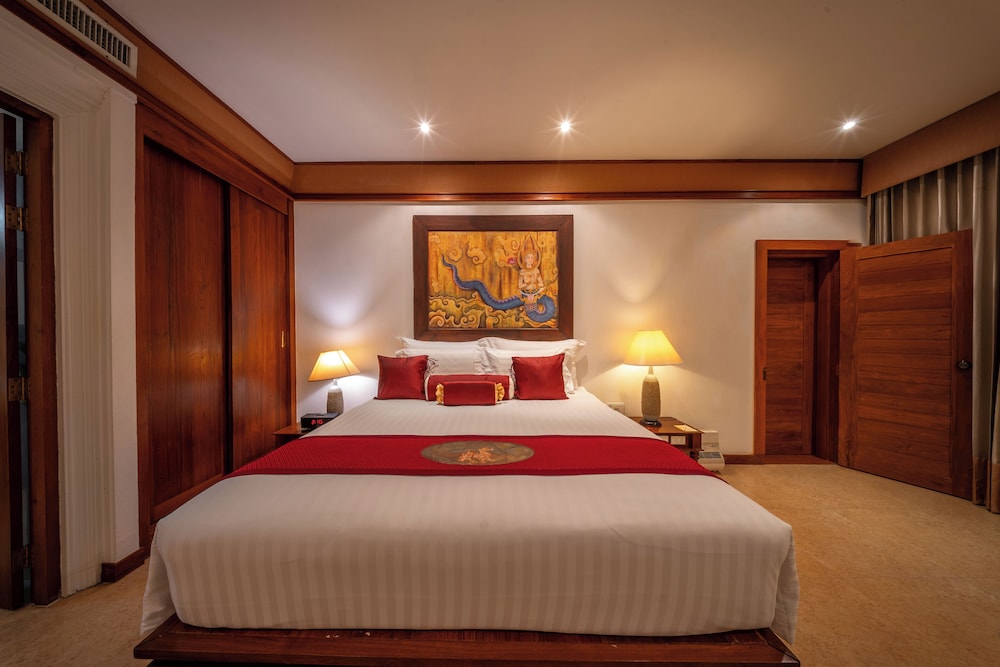 Thai Lanna, Executive, Double Bed, Kodchasri Thani Hotel Chiangmai 4/7
