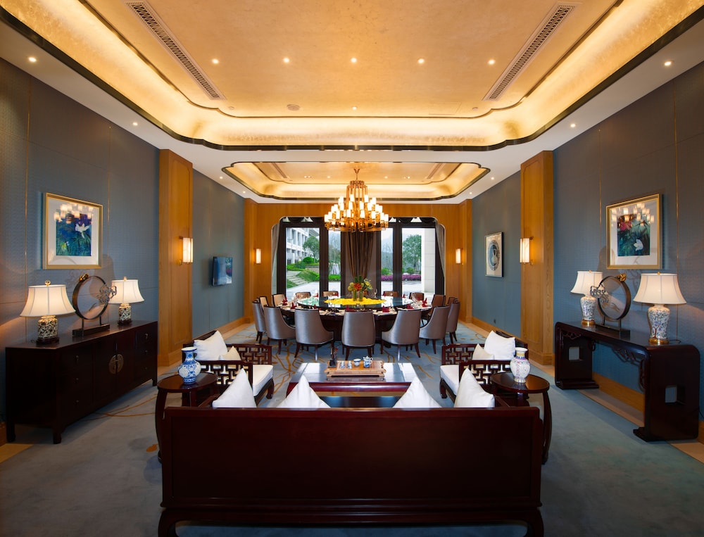 New Century Hotel Guian Guizhou 13/33