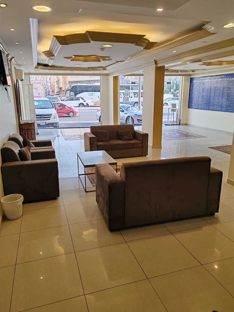Al Eairy Furnished Apartments Dammam 3 15/40