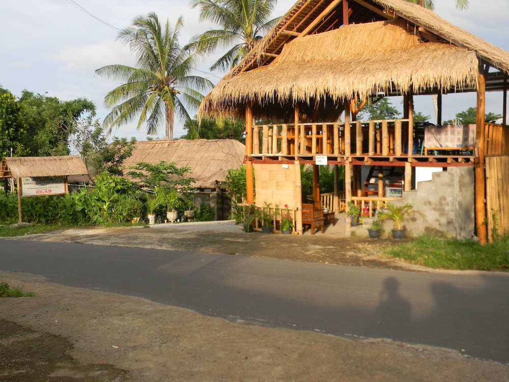 mr din rinjani trails hotel