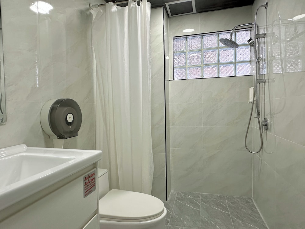 Longzhu Guesthouse 46/49