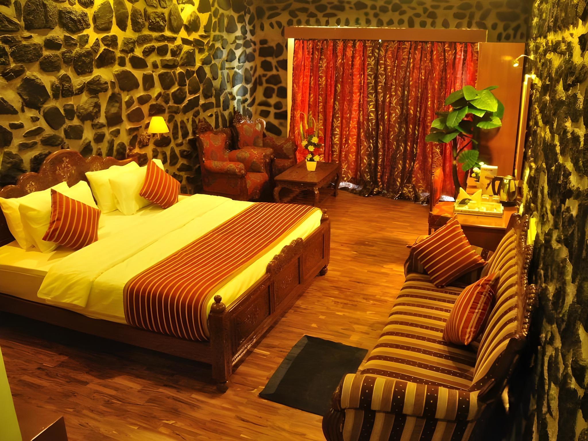 Honeymoon suite