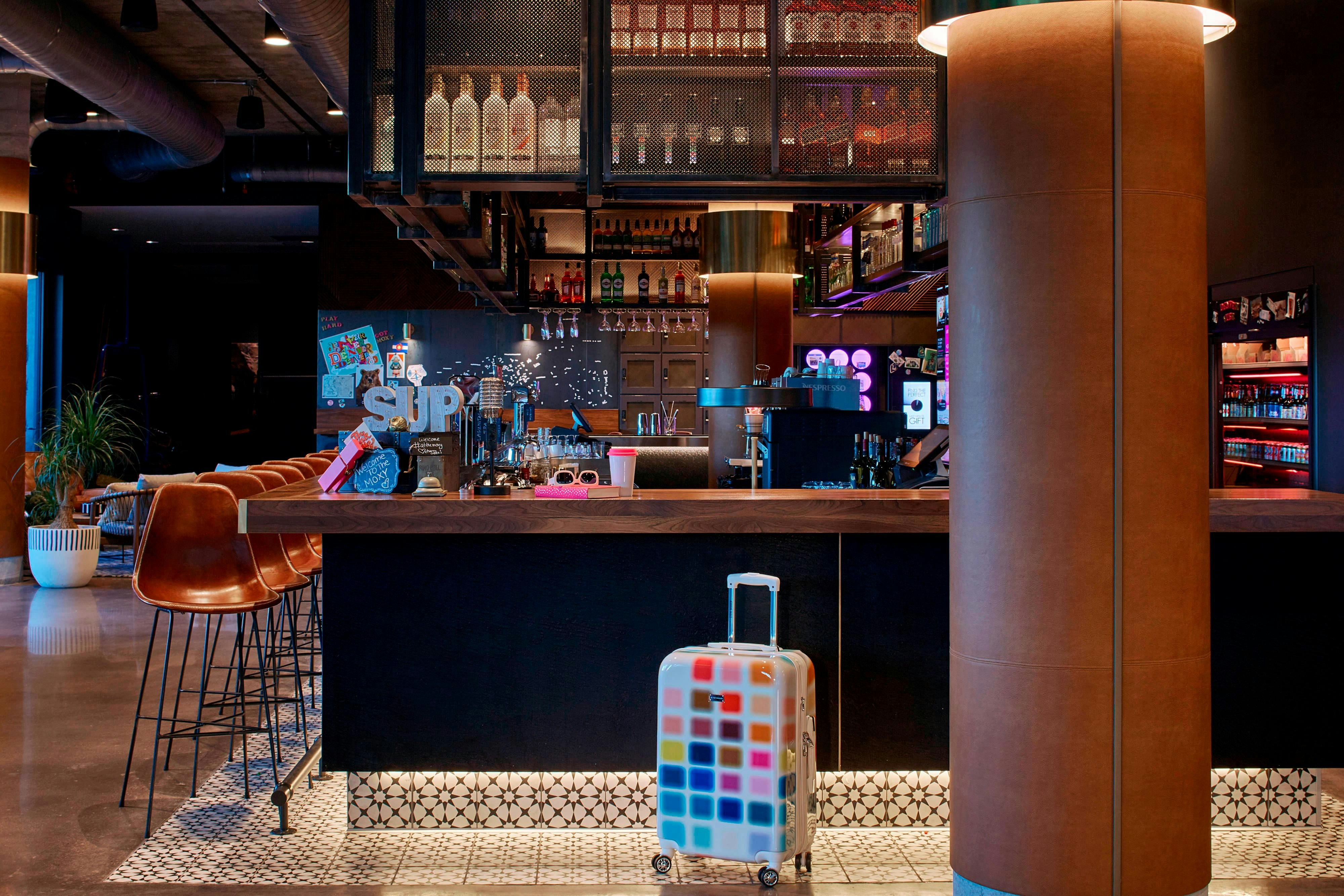Moxy By Marriott Denver Cherry Creek 17/53