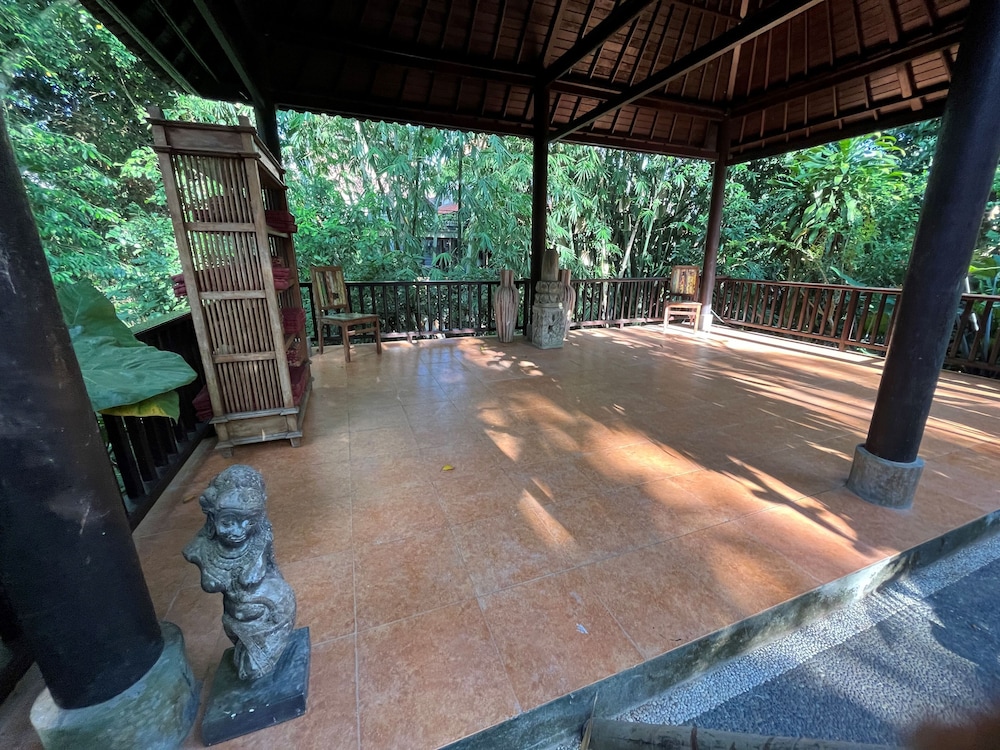 Sama's Cottages And Villas 22/50