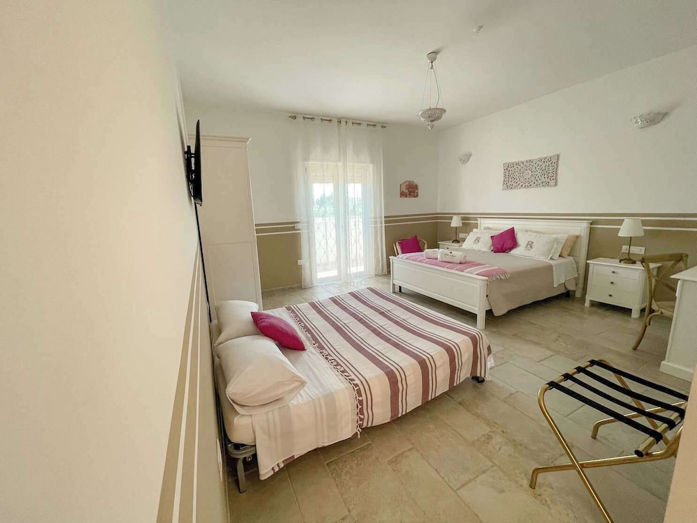 Villa De Lua 7/50