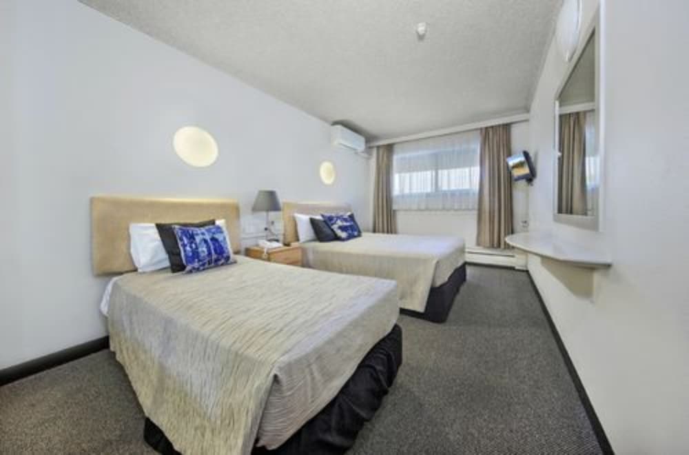 Belconnen Hotel Motel Serviced Apartments 20/48