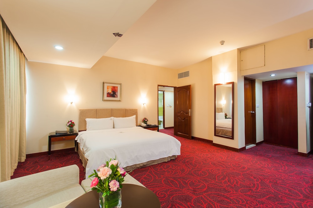 Dhaka Regency Hotel and Resort 21/64