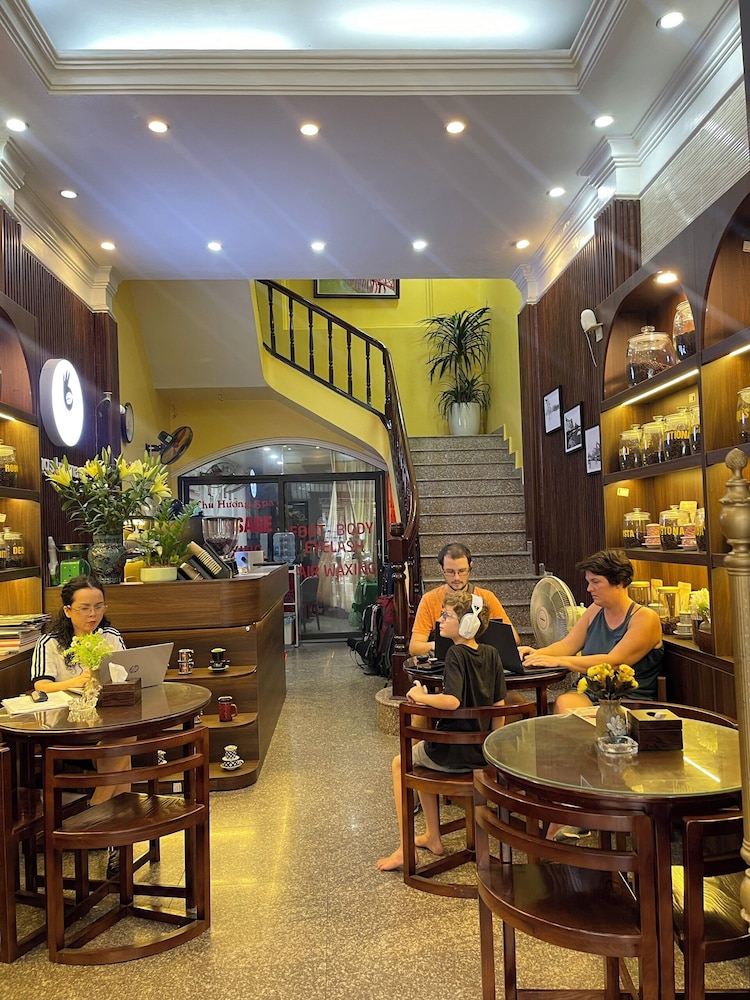 Il Divo Hostel 40/50