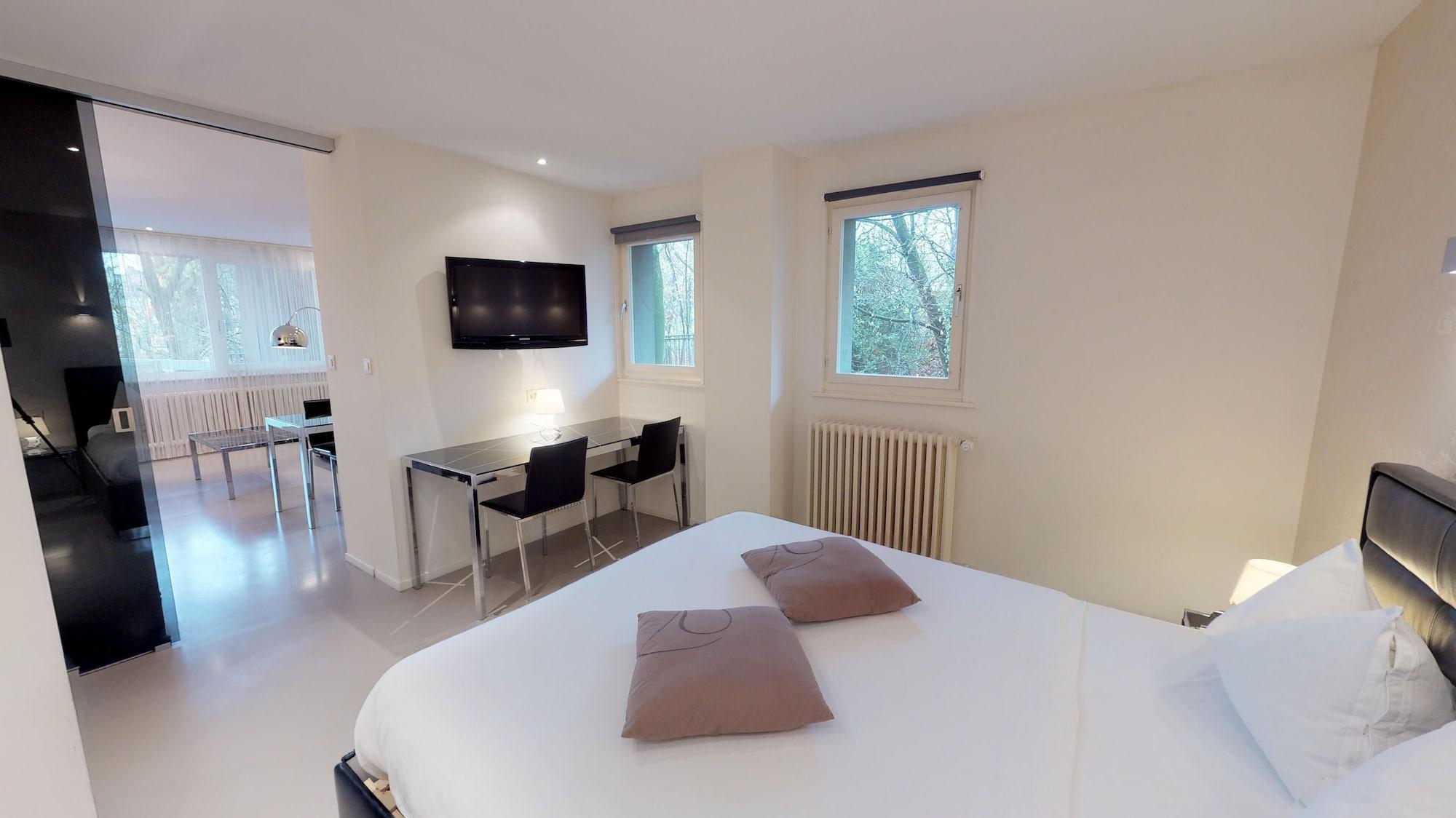 1 Bedroom, Senior, Apartment