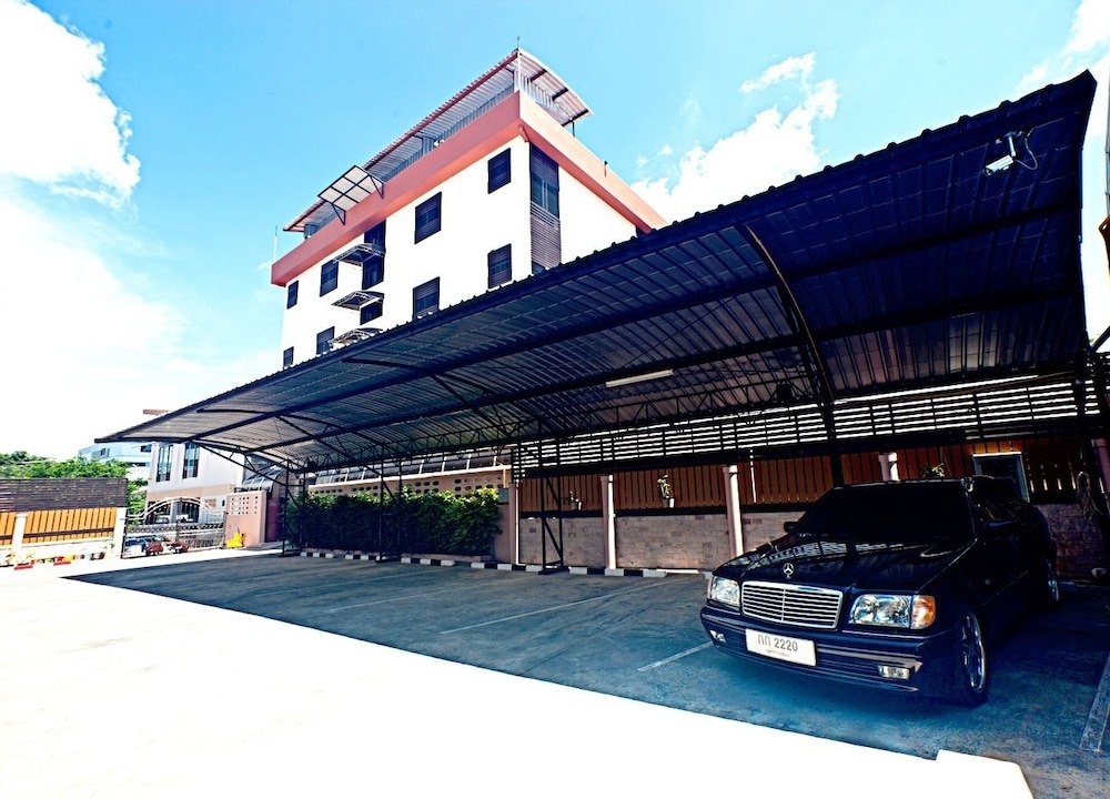 Phimai Paradise Hotel 46/50