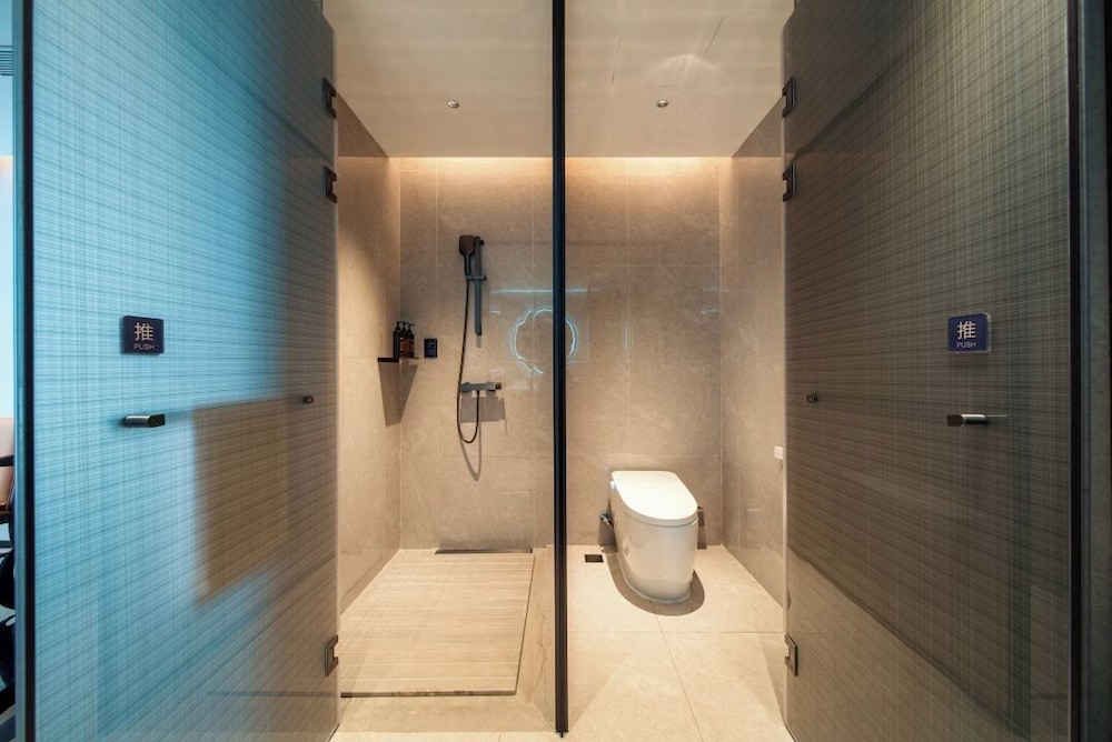 UrCove by Hyatt Chengdu Wenshufang Chunxi Road 48/50
