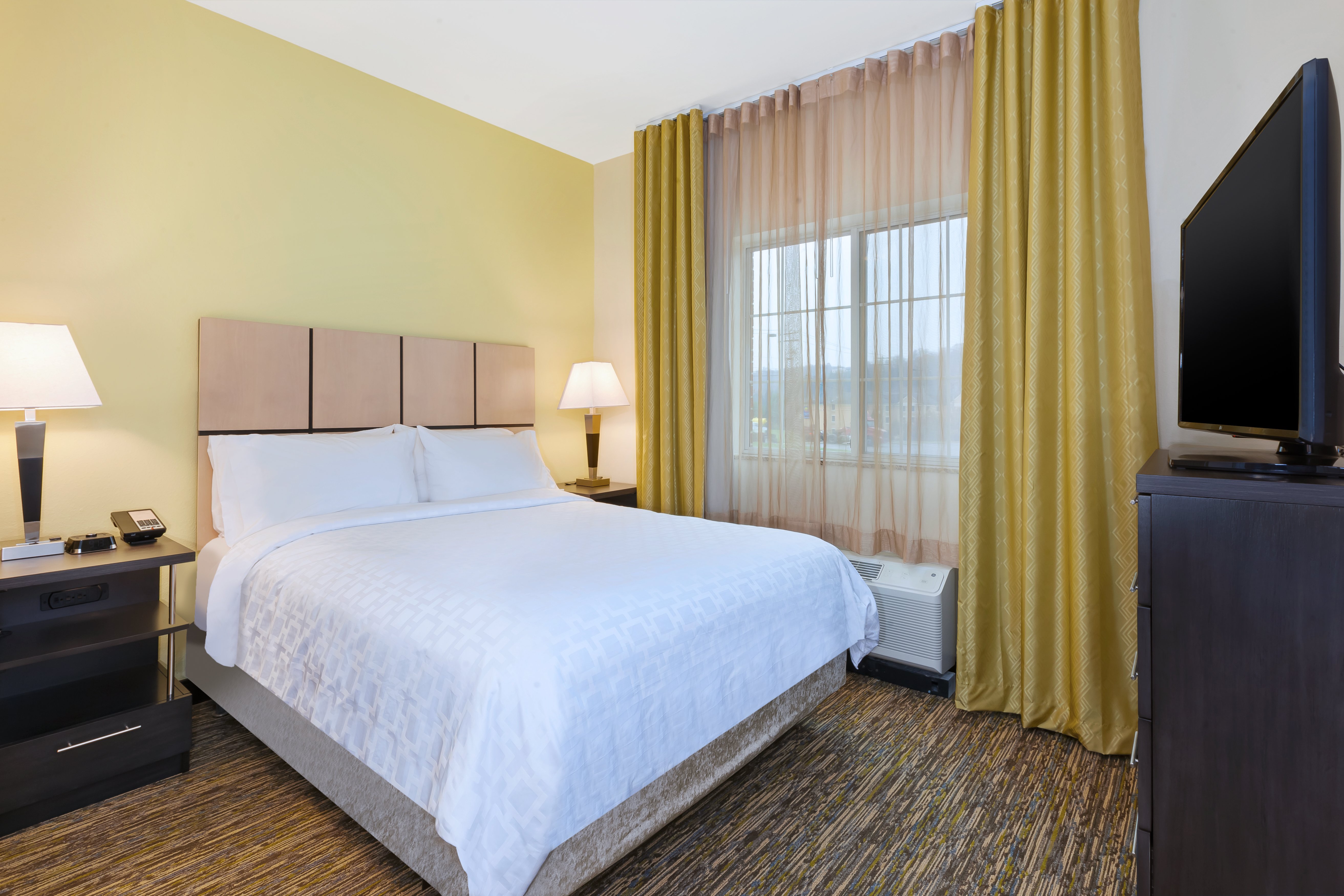 Candlewood Suites Morgantown Univ West Virginia 14/61