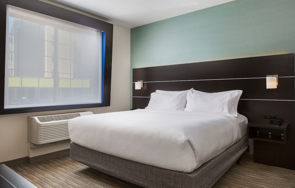 Holiday Inn Express Hotel And Suites Eugene Downtown University 23/70