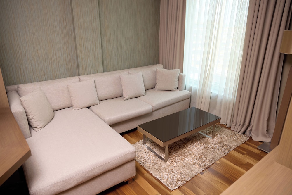 Avantgarde Levent 34/50