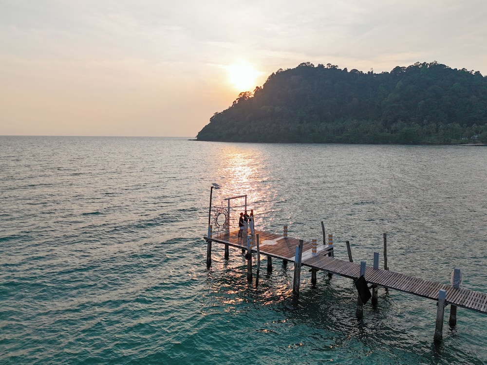 Ko Kut Ao Phrao Beach Resort 46/50