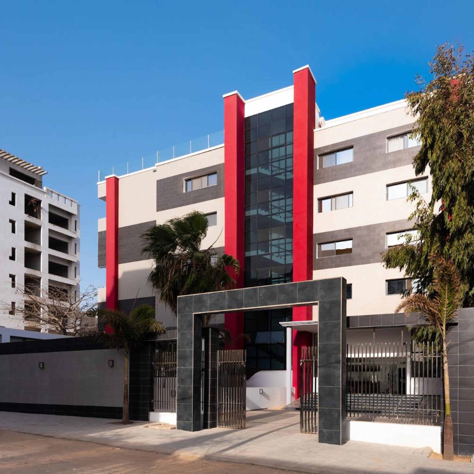 L'Adresse Dakar 48/50