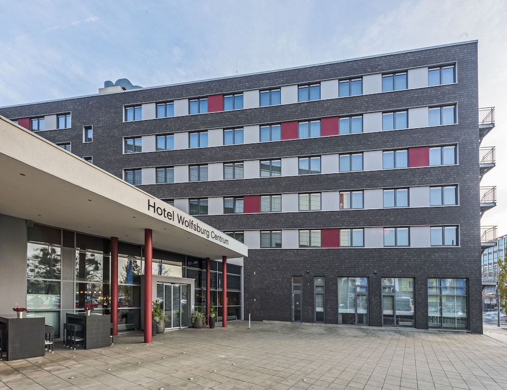 Hotel Wolfsburg Centrum, Affiliated by Melia 4/60