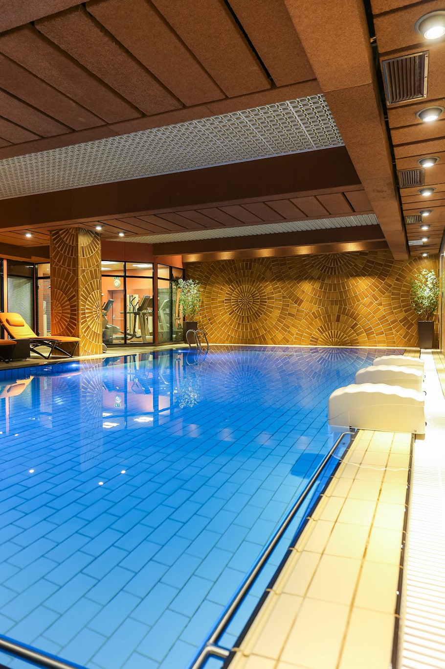 Le Royal Hotels & Resorts 40/82
