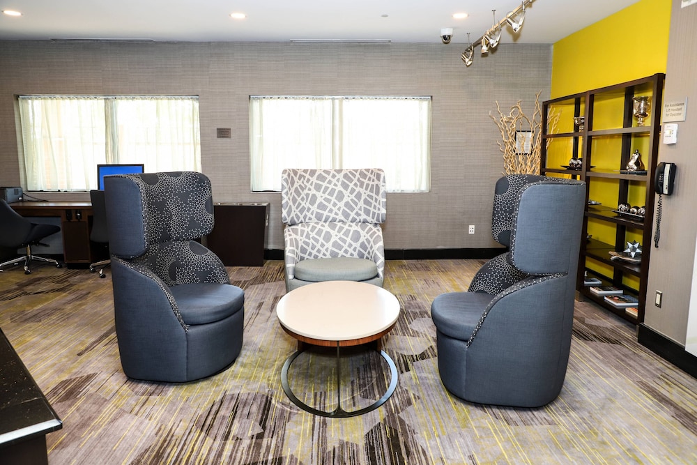 Courtyard By Marriott Toronto Brampton 23/43