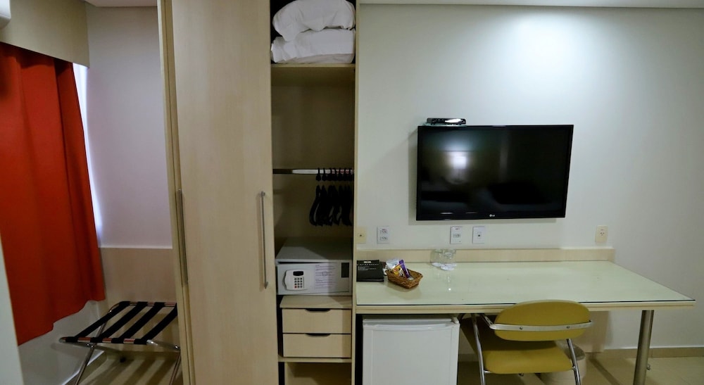 Maione Hotel 36/50