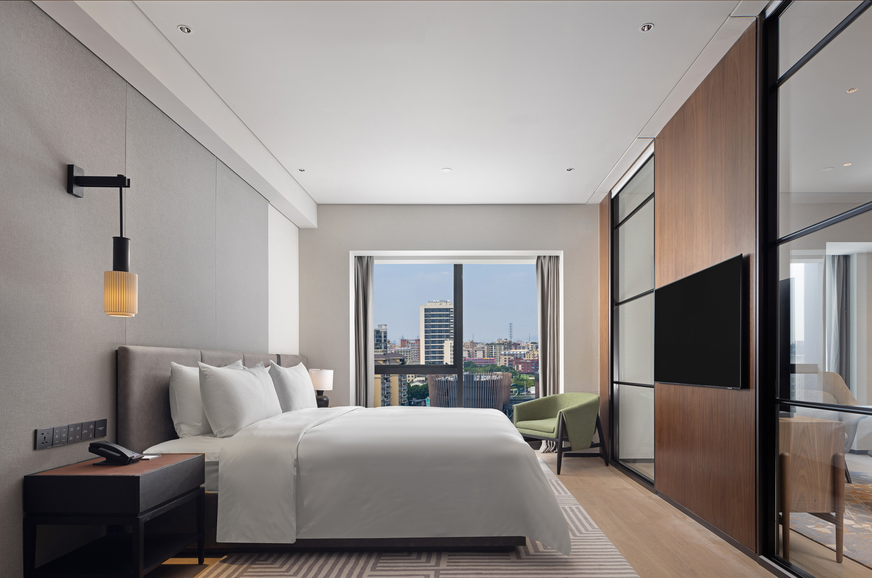 Deluxe, Suite