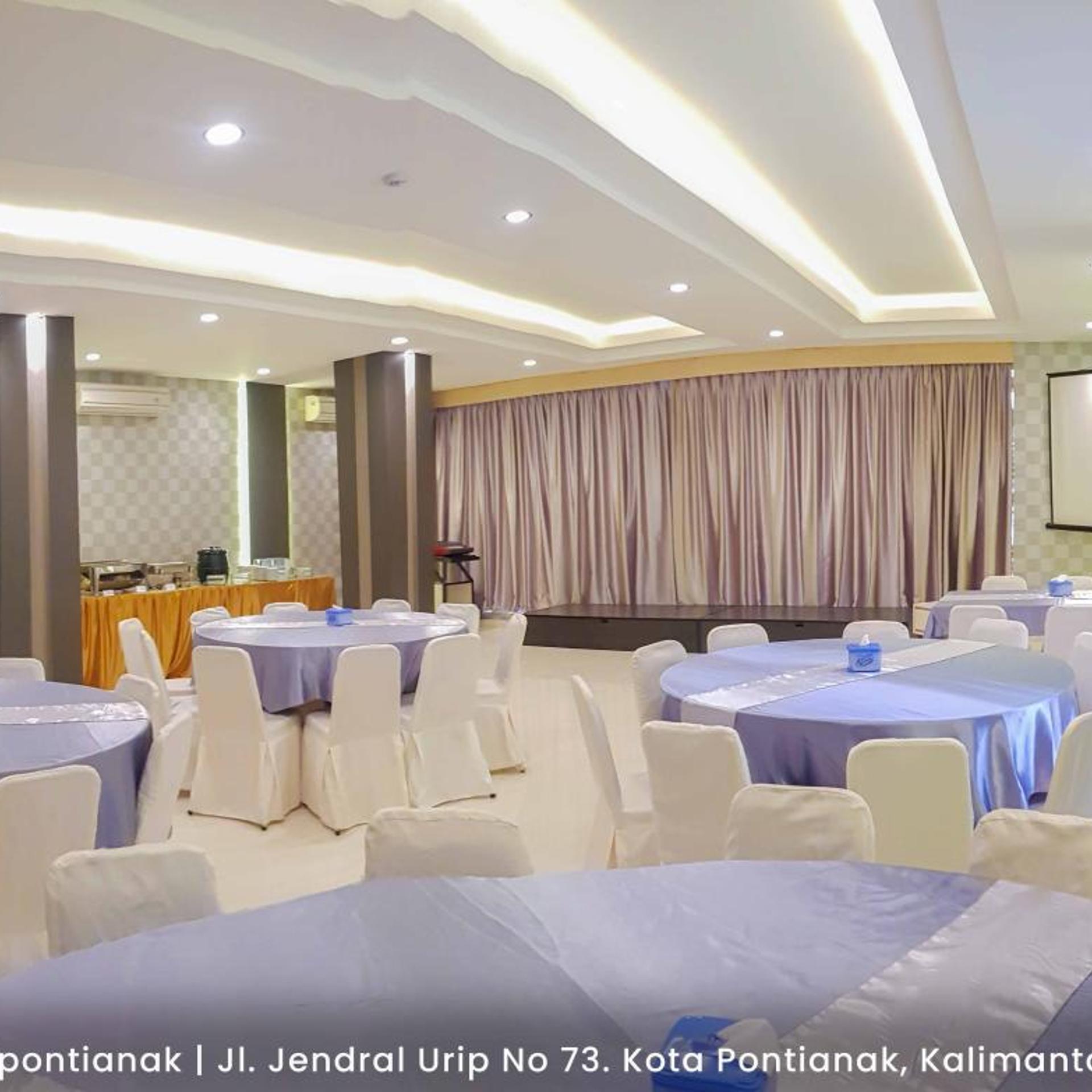 G Hotel Pontianak 42/50