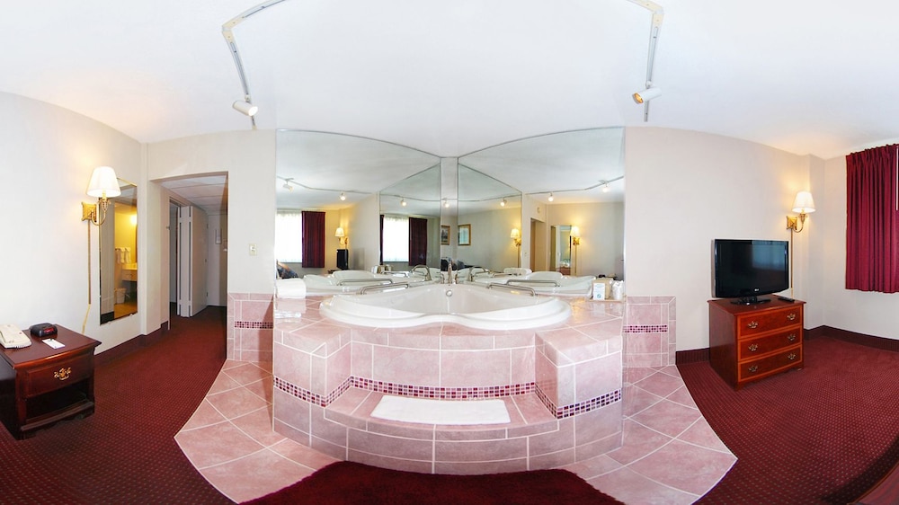 Quality Inn & Conference Center Franklin Downtown PA 5/49