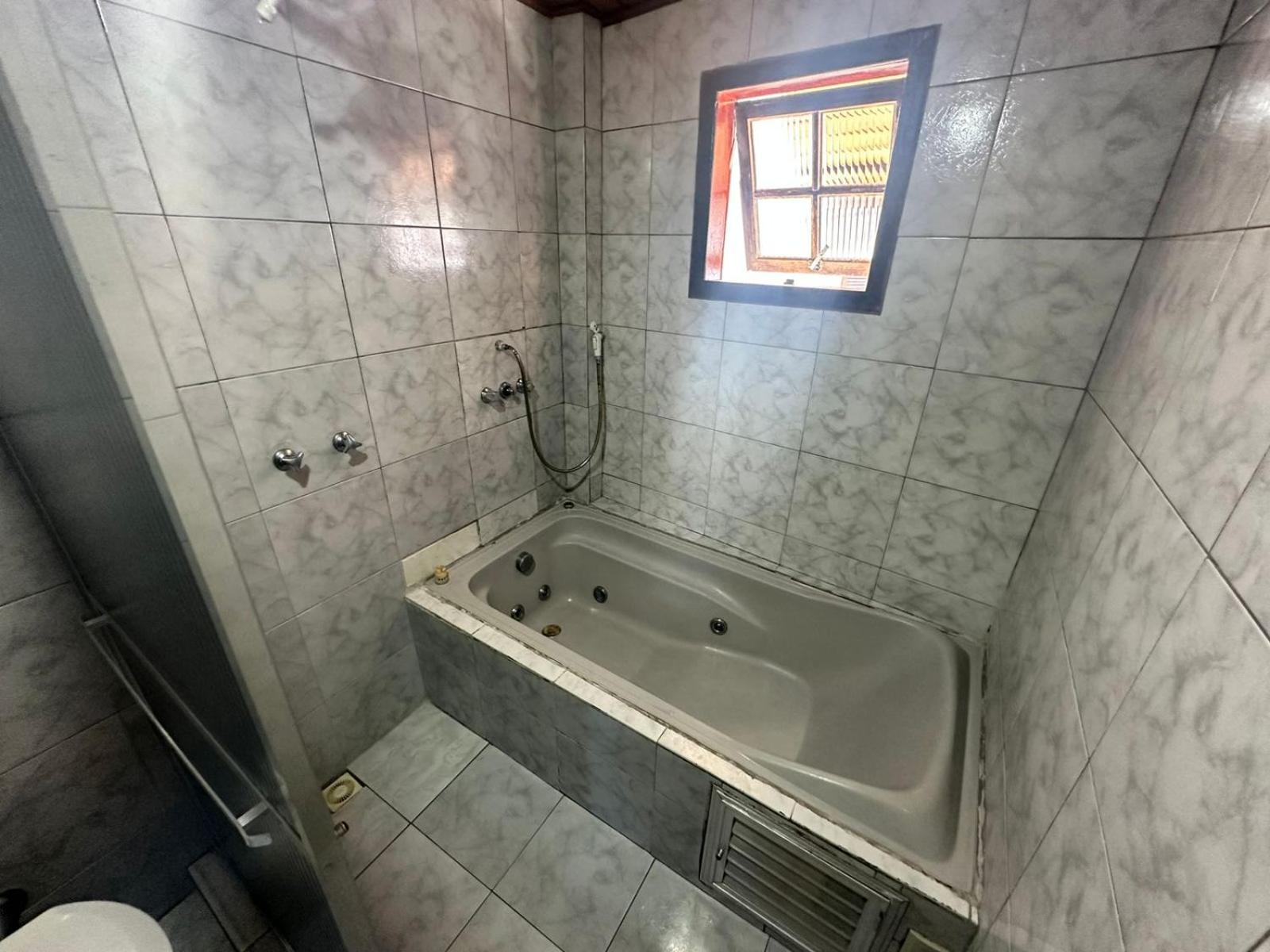 Hotel Halloween Inn Penedo 32/34