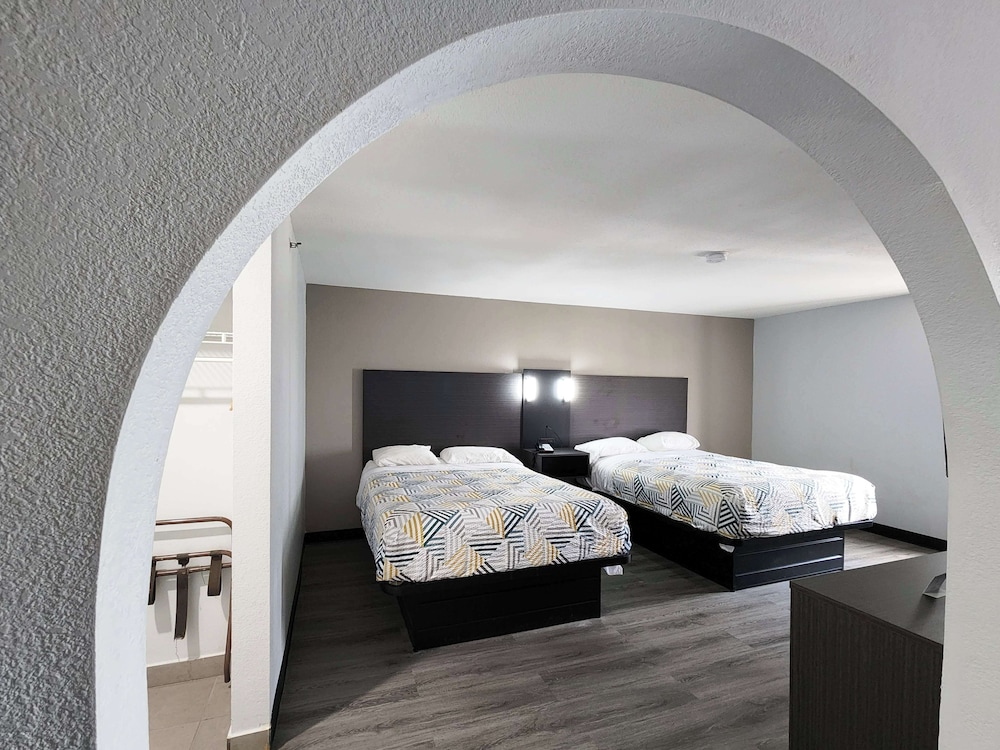 Motel6 Pine Bluff, AR 24/50