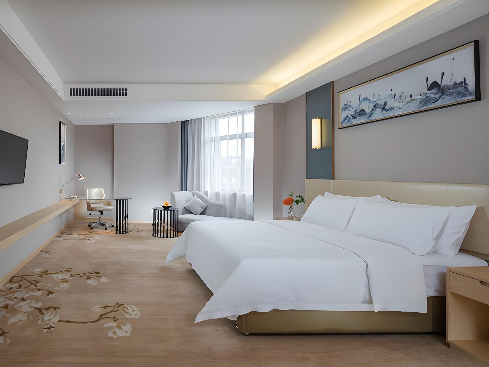 Vienna Hotel (Zhongshan Xiaolan High Speed Railway Station) 24/59