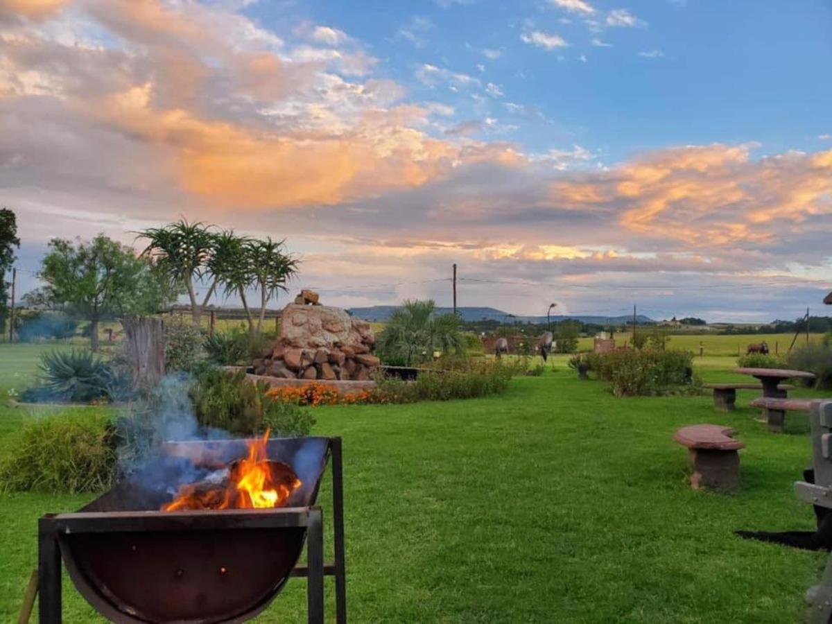 Linglela Lodge 34/37