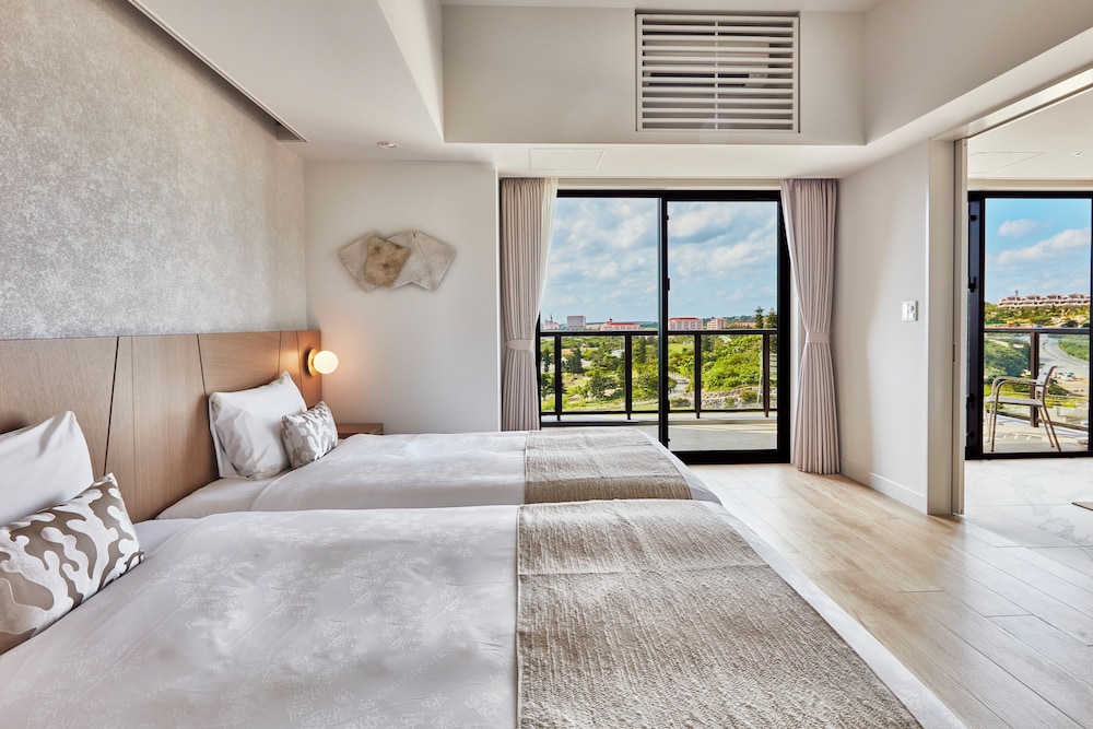 Premier, Suite, Twin Beds, Resort View, Corner