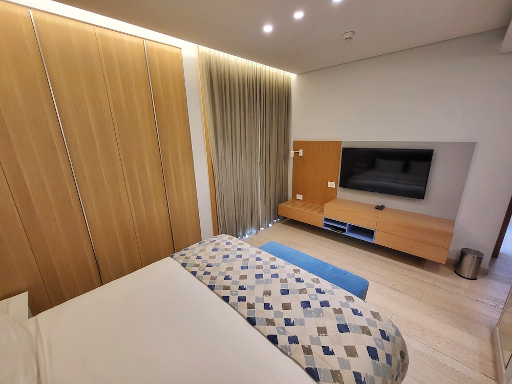 Monot Suites Beirut 9/50